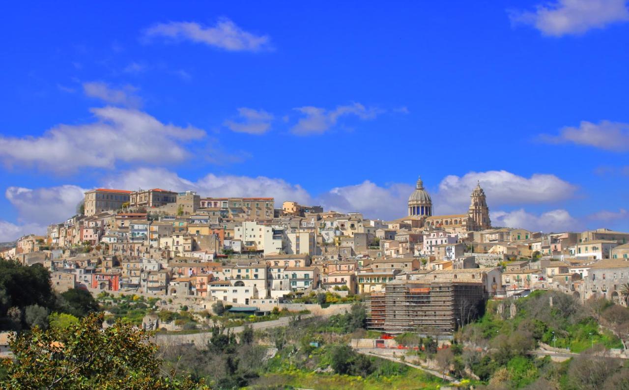 Ferienwohnung Terrazza Torrenuova Ragusa Exterior foto